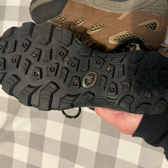 Kids Brown Sneakers - Picture 7 of 7